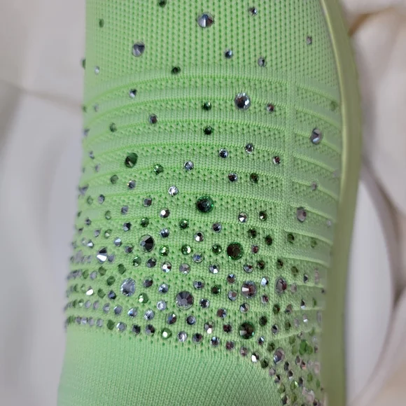 Kenneth Cole Reaction Cameron Jewel EZ-ON Slip-On Sneaker - Picture 6 of 11